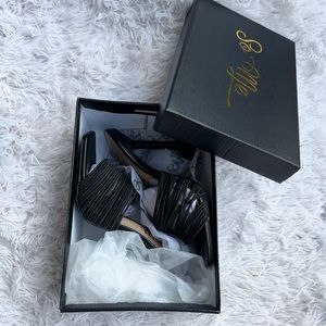 BRAND NEW trendy heels